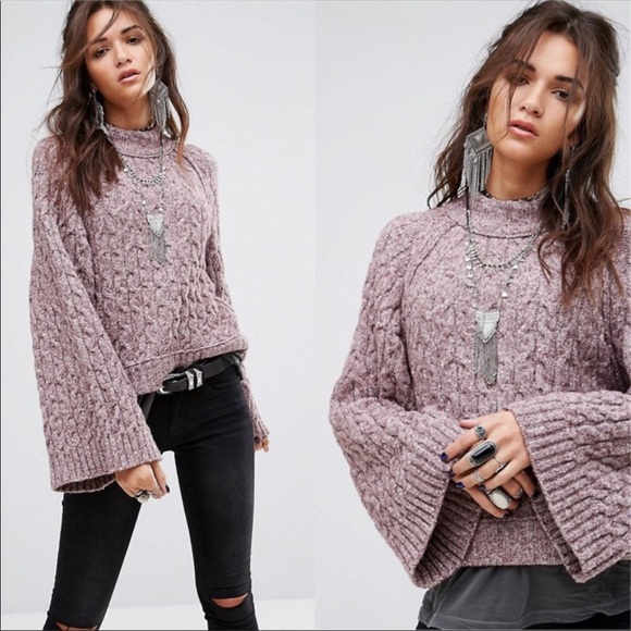 Free People Sweaters - Free People Snow Bird bell sleeve chunky sweater